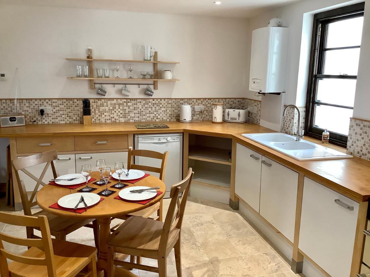 Scarborough House - Adults Only Holiday Home 托基 外观 照片